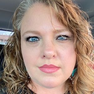 Meet your Posher, Mindy